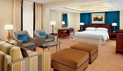 Junior Suite, 1 King Bed, Non Smoking
