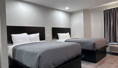 Standard Room, 2 Double Beds, Non Smoking