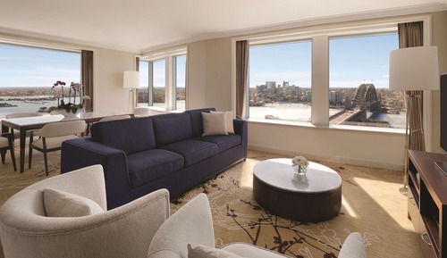 Suite, Business Lounge Access, Harbor View (Governor, High Floor)