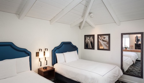 Junior Room, 2 Double Beds
