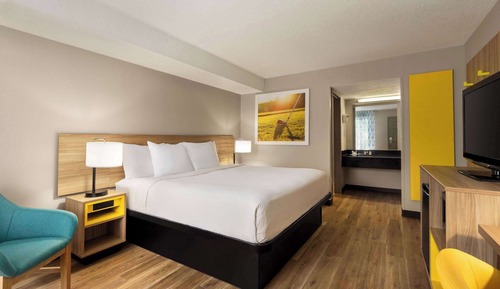 Room, 1 King Bed, Non Smoking (2nd Floor)