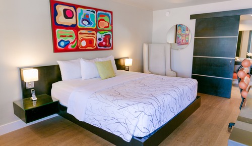 Room-Selected-at-Check-In (Bedding type not guaranteed)