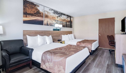 Room, 2 Queen Beds, Accessible, Non Smoking