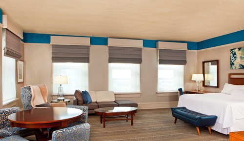Studio Suite, 1 King Bed, Corner