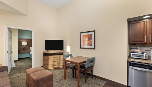 Suite, 2 Queen Beds, Accessible (Mobility, Accessible Tub)