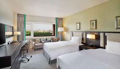 Executive Room, Business Lounge Access