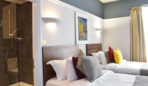 Standard Twin Room