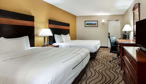 Room, 2 Queen Beds, Non Smoking