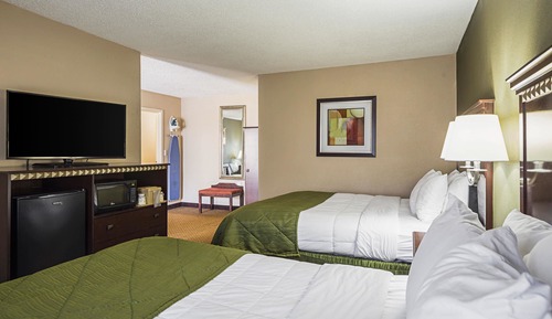 Standard Room, 2 Queen Beds, Non Smoking