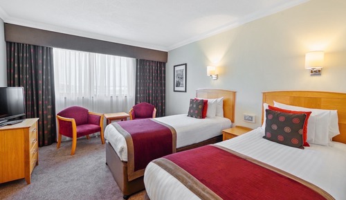 Standard Twin Room