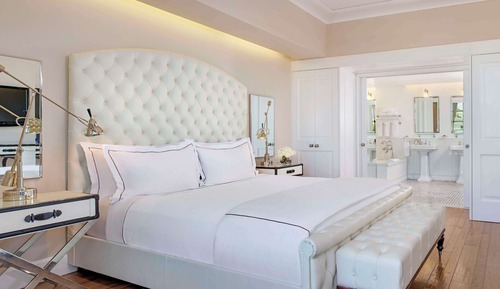 Suite, 1 King Bed, Balcony (Beverly Hills)