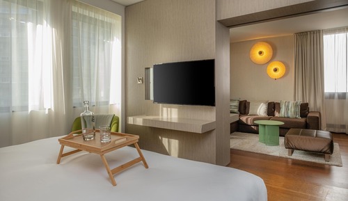 Suite, 1 King Bed
