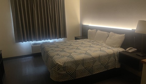 Standard Room, 2 Queen Beds, Non Smoking
