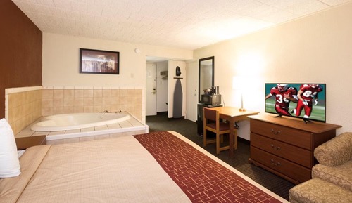 Deluxe Room, 1 King Bed, Non Smoking