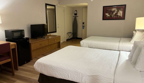 Room, 2 Double Beds, Accessible, Non Smoking (Mobility, Bathtub w/Grab Bars)