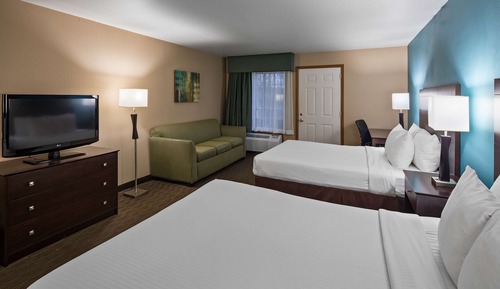 Standard Room, 2 Queen Beds, Accessible, Bathtub