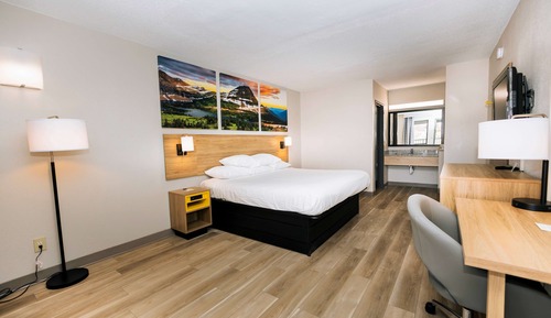 Room, 1 Double Bed, Accessible, Non Smoking (Modern)