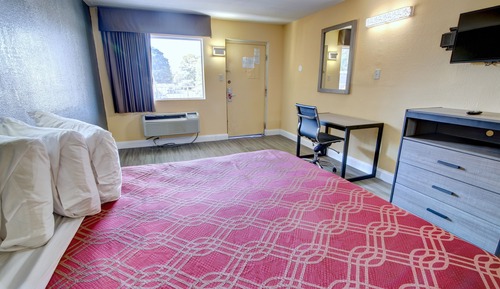Room, 1 King Bed, Accessible, Non Smoking