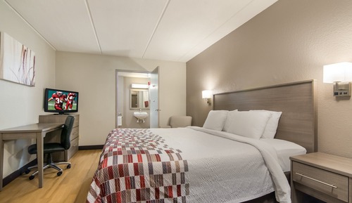 Superior Room, 1 King Bed (Smoke Free)