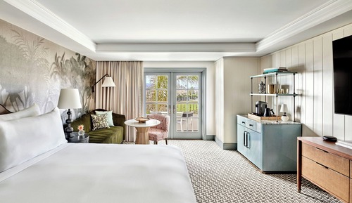 Club Room, 1 King Bed (View)