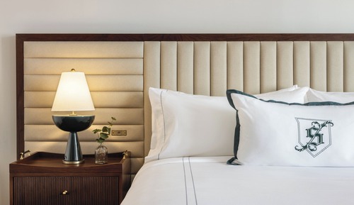 Deluxe Room, 1 King Bed
