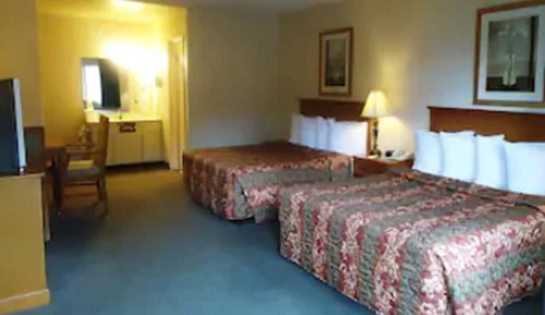 Room, 2 Queen Beds, Smoking
