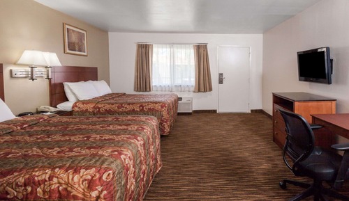 Standard Room, 2 Queen Beds