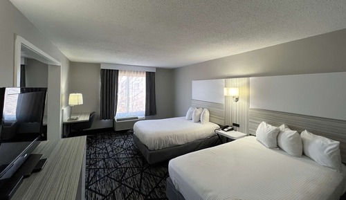 Suite, Multiple Beds, Non Smoking (Two-Bedroom)