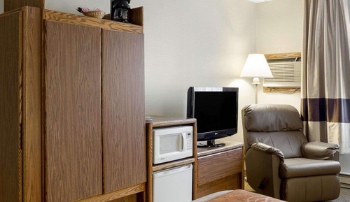 Standard Room, 1 Queen Bed, Non Smoking