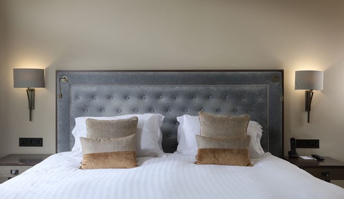 Deluxe Room, 1 King Bed, City View (Windsor Junior Suite)