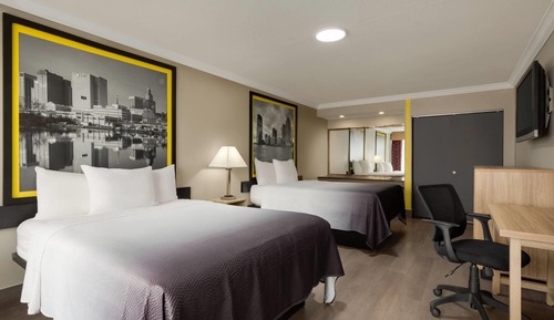 Business Suite, 1 Bedroom, Non Smoking (2 Doubles)