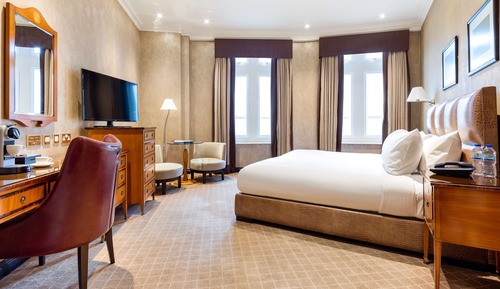 Premium Room (Square View)