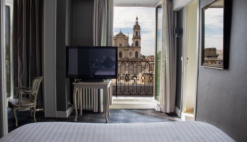 Double Deluxe Room - side street view