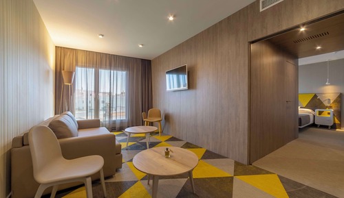 Junior Suite (2 adultos + 2 niños)