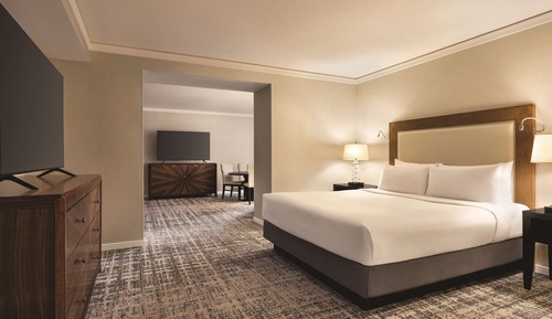 Junior Suite, 1 King Bed