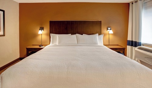 Junior Suite, 1 King Bed, Tower