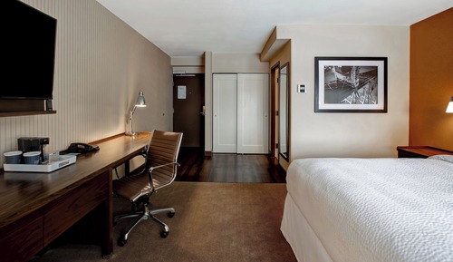 Room, 1 King Bed, Tower