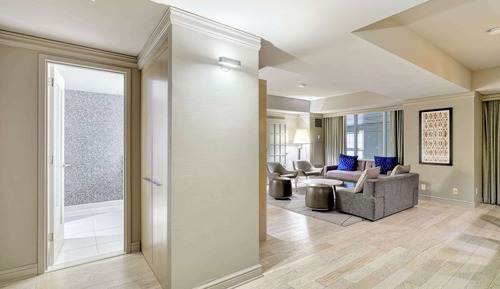 Suite, 1 King Bed (Luxury)