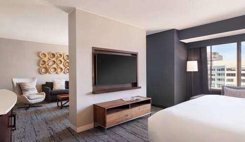 Suite, 1 King Bed, City View (Ethan Allen)