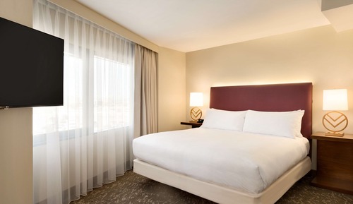 Studio, 1 King Bed, Accessible (Hearing)