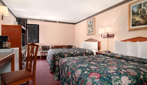 Room, 2 Double Beds, Smoking