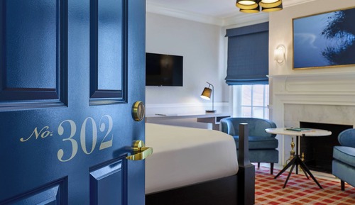 Room, 1 King Bed, Non Smoking, Corner
