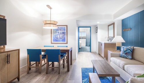 Suite, 2 Queen Beds, Accessible
