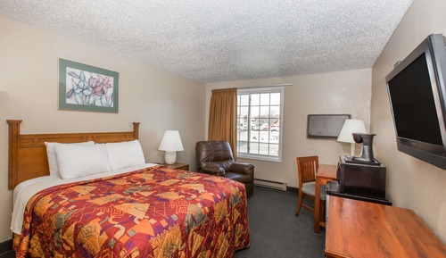 Studio Suite, 1 King Bed, Non Smoking