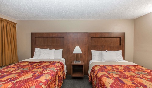 Deluxe Studio Suite, 1 King Bed, Non Smoking
