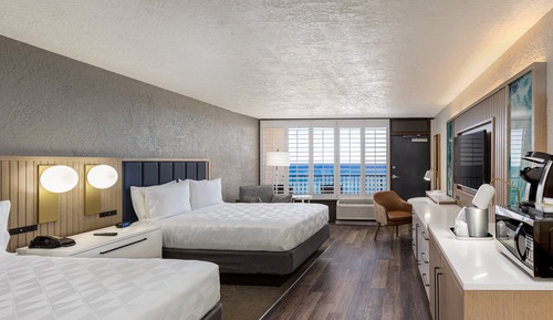 Standard Room, 2 Queen Beds, Oceanfront (High Floor)