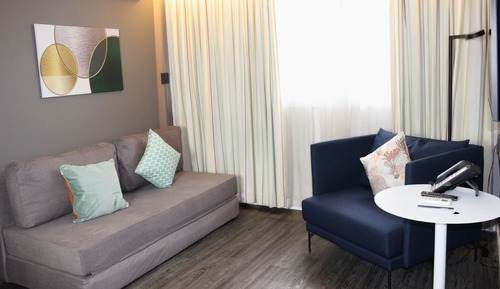 Suite, 1 King Bed