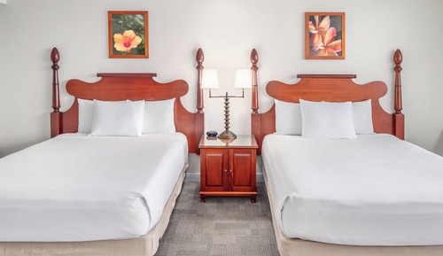 Suite, 2 Queen Beds, Oceanfront