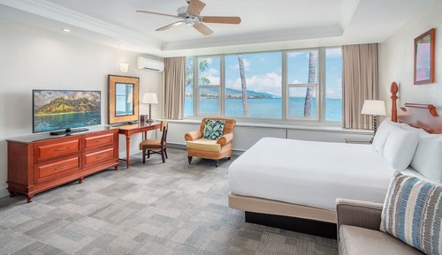 Suite, 1 King Bed, Oceanfront