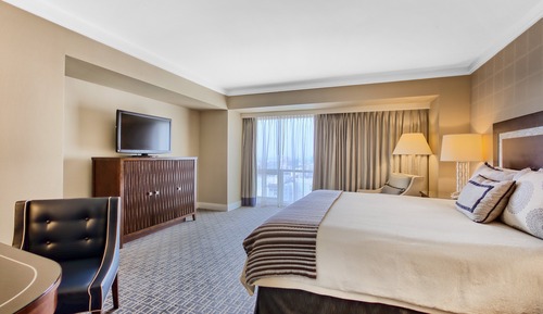 Premier Room, 1 King Bed